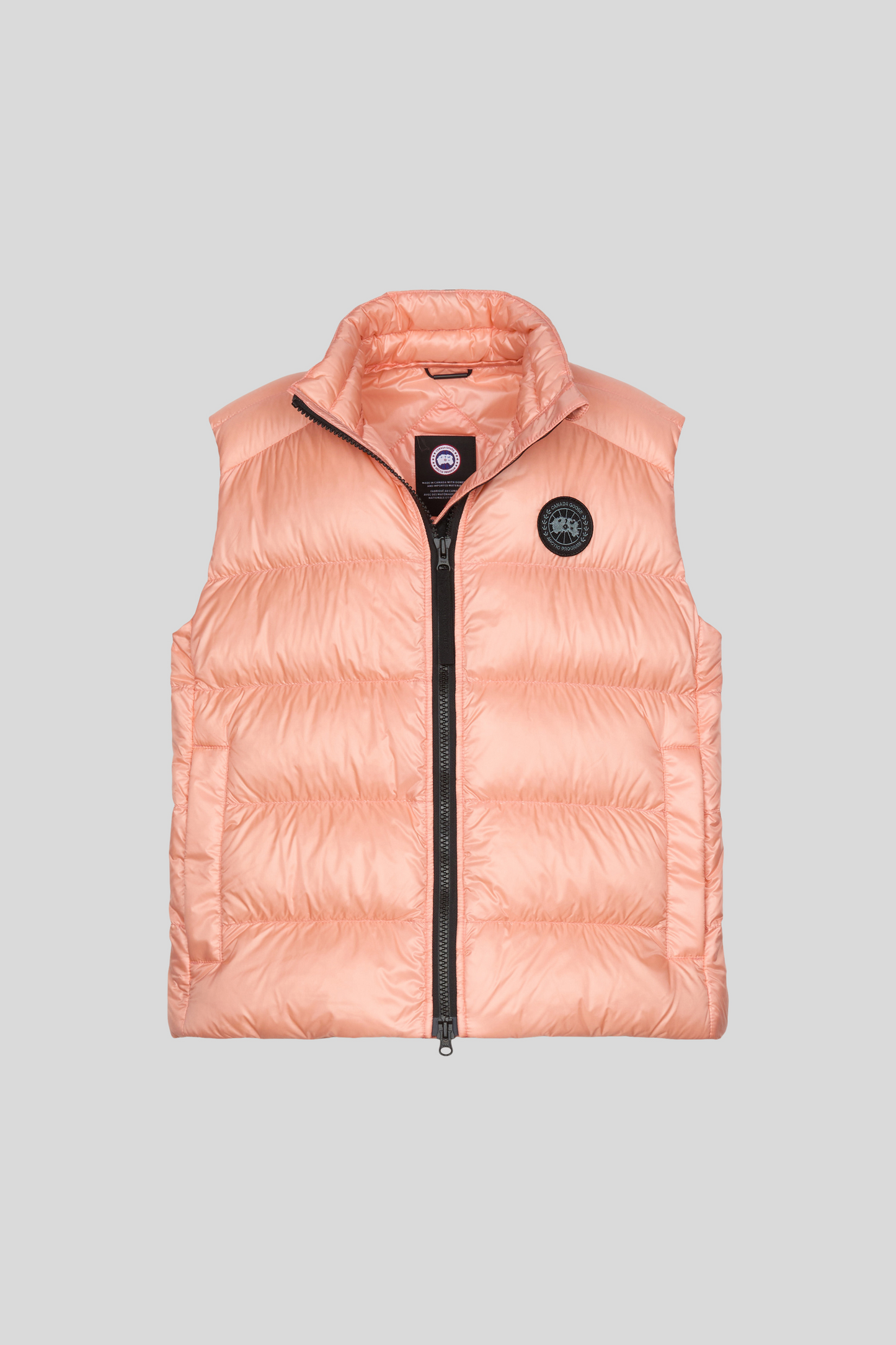 Étiquette noire de gilet de cyprès